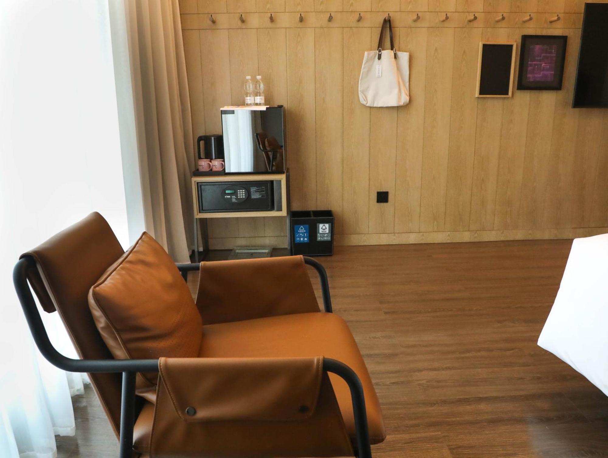 Moxy Shenzhen North Station Otel Dış mekan fotoğraf