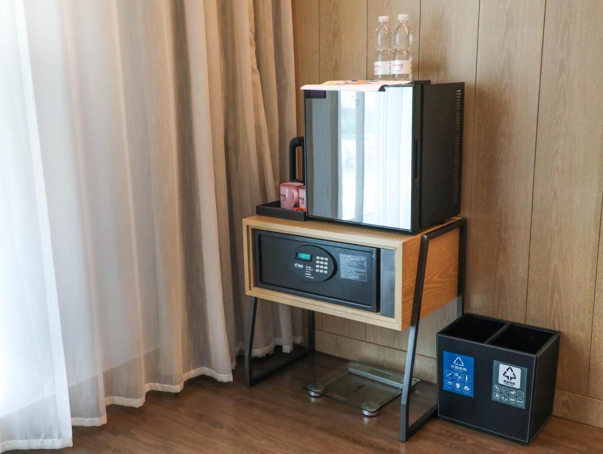 Moxy Shenzhen North Station Otel Dış mekan fotoğraf
