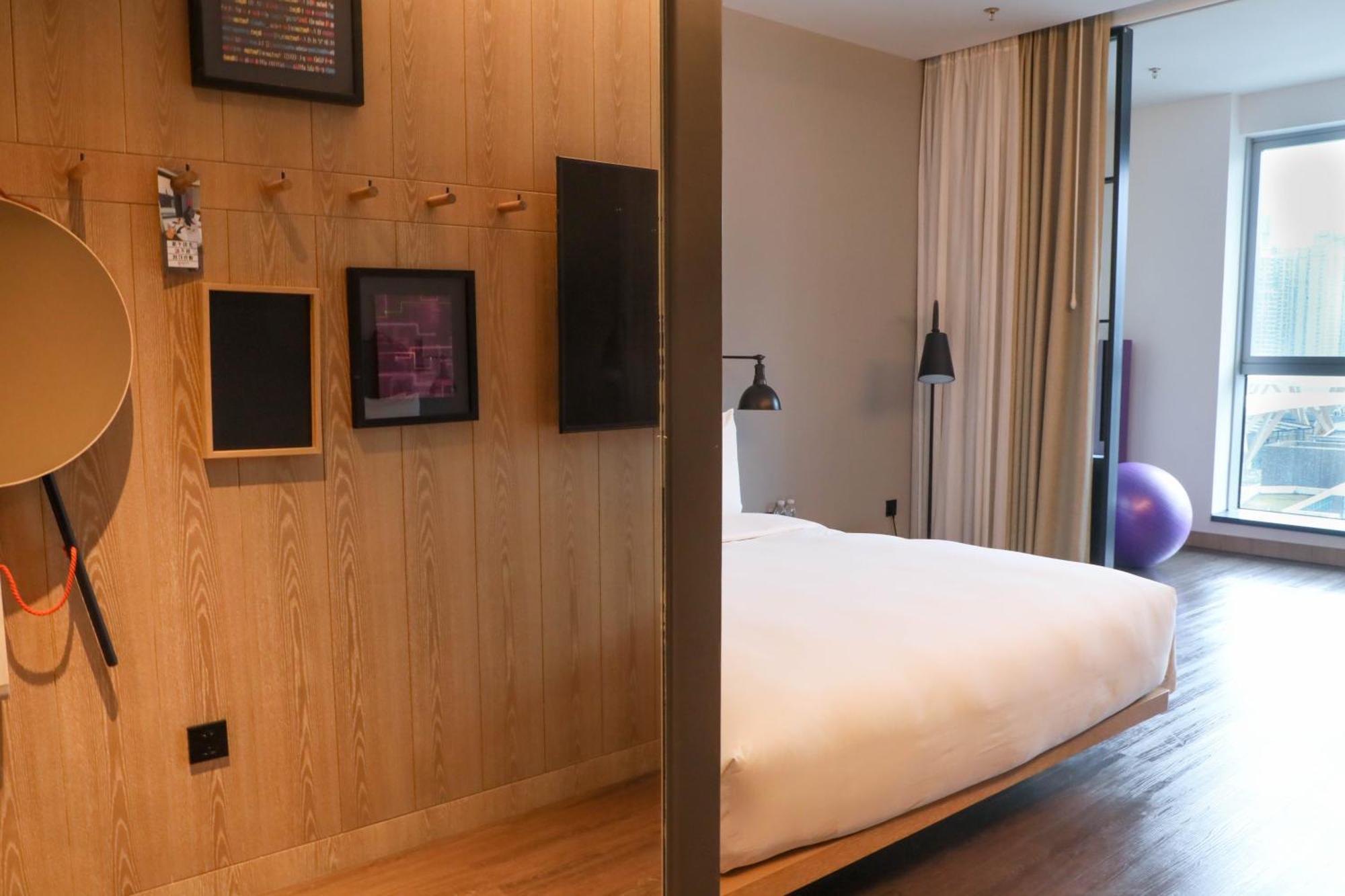 Moxy Shenzhen North Station Otel Dış mekan fotoğraf